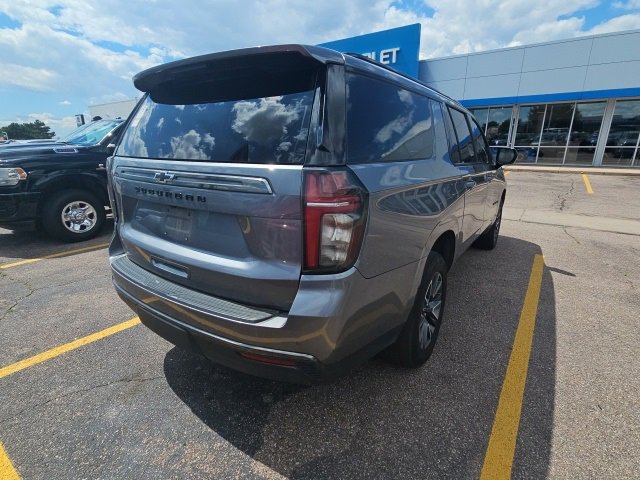 2022 Chevrolet Suburban Z71 photo 3