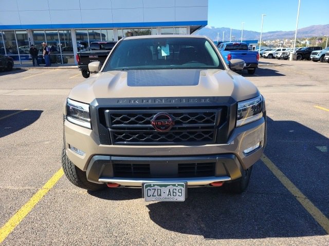 2023 Nissan Frontier PRO-4X photo 2