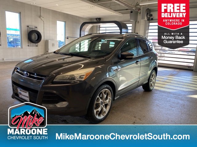 2016 Ford Escape Titanium's photo