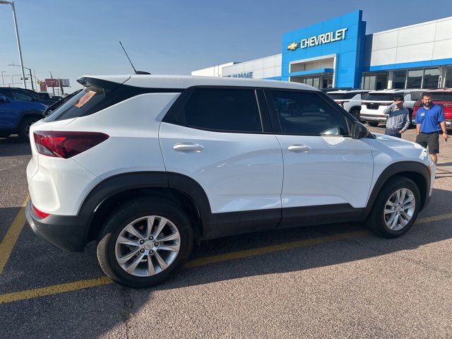 2023 Chevrolet Trailblazer LS photo 4