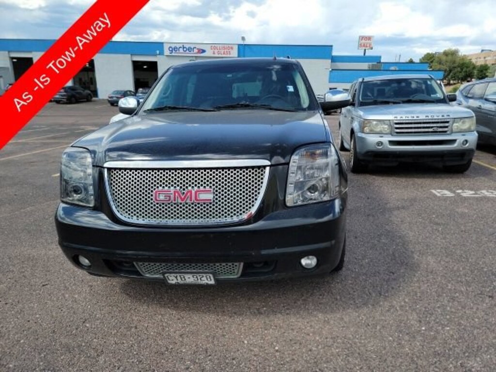 Used 2010 GMC Yukon XL 1500 Denali SUV