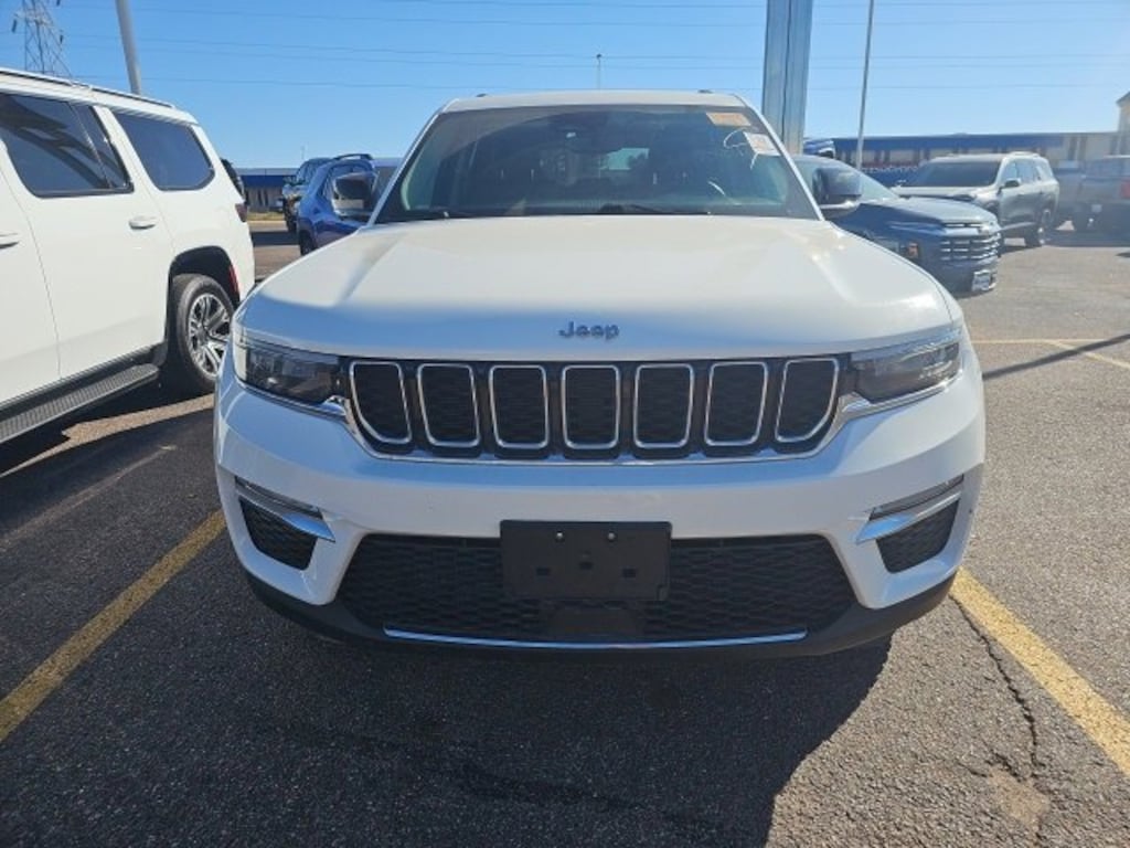 Used 2022 Jeep Grand Cherokee Limited SUV