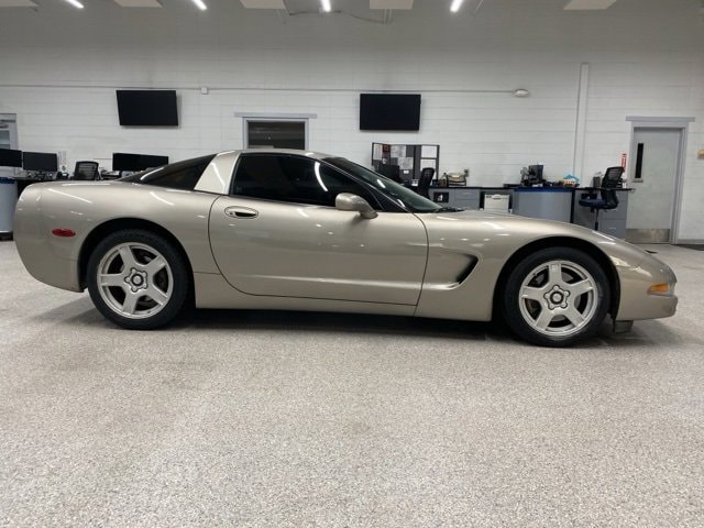 Used 1999 Chevrolet Corvette Base with VIN 1G1YY22G7X5114276 for sale in Colorado Springs, CO