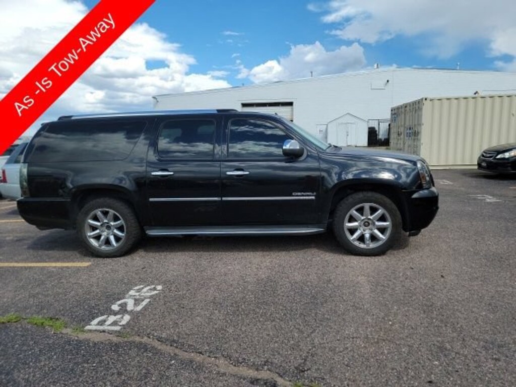 Used 2010 GMC Yukon XL 1500 Denali SUV