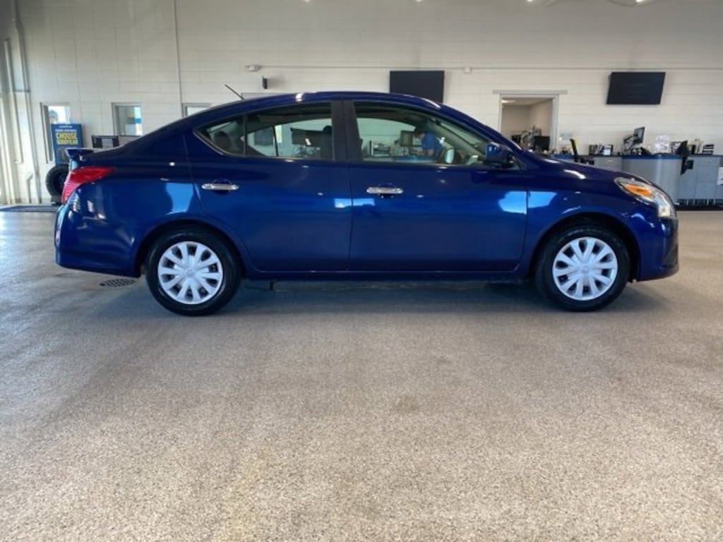 Used 2019 Nissan Versa 1.6 SV Sedan