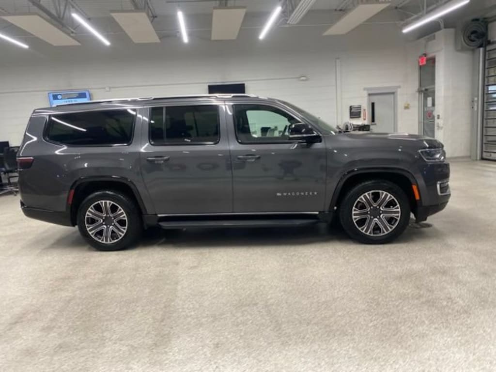 Used 2023 Jeep Wagoneer L Series II SUV