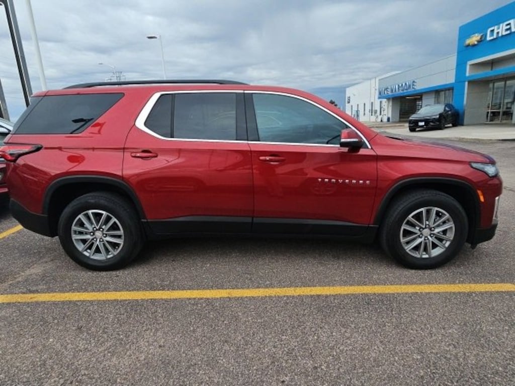 Certified 2023 Chevrolet Traverse LT Cloth w/1LT SUV