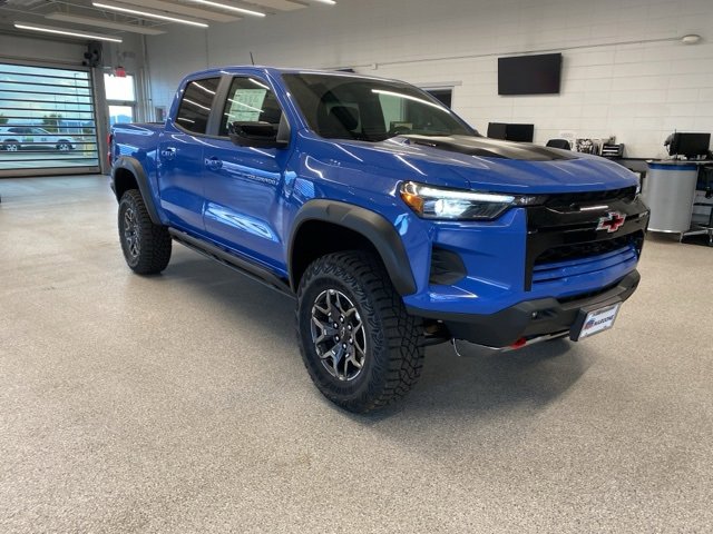2026 Chevrolet Colorado ZR2 photo 3