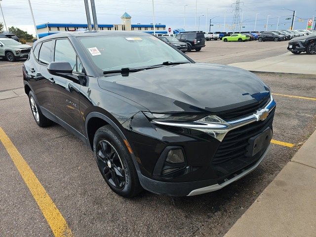 2019 Chevrolet Blazer Base 1LT photo 2
