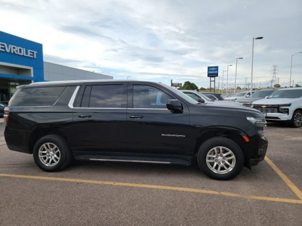 Used 2021 Chevrolet Suburban LT SUV