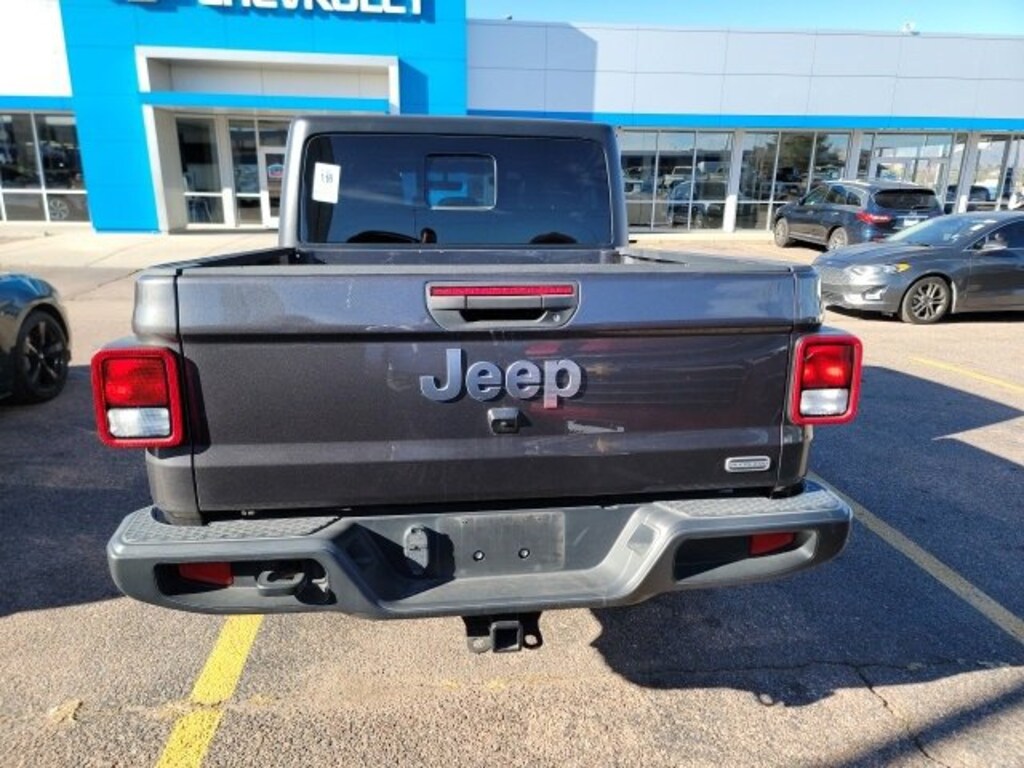 Used 2023 Jeep Gladiator Overland Truck Crew Cab