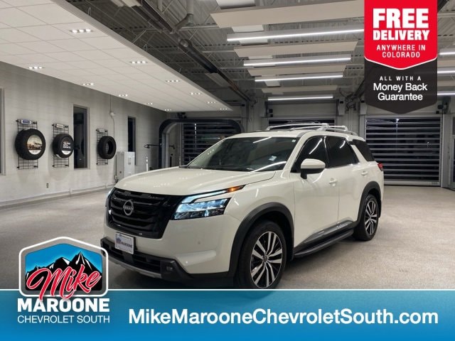 2024 Nissan Pathfinder Platinum's photo