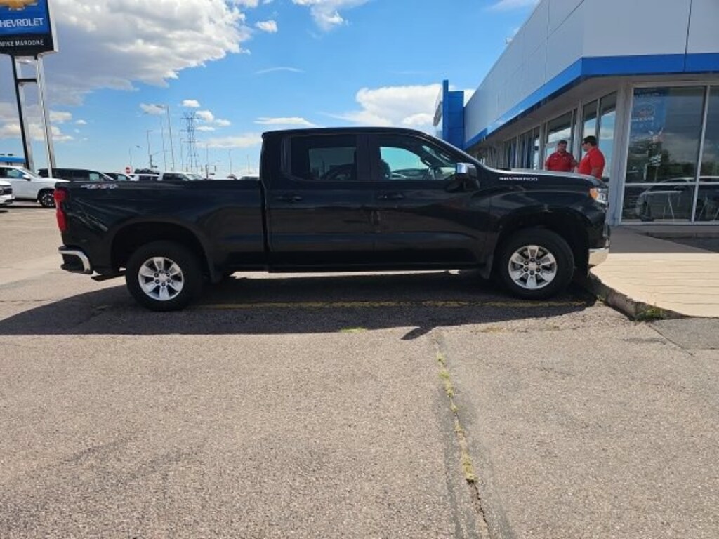 Used 2024 Chevrolet Silverado 1500 LT w/1LT Truck Crew Cab