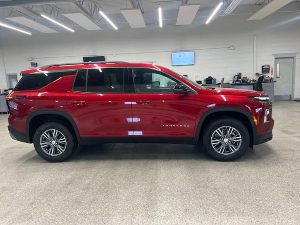 New 2026 Chevrolet Traverse LT SUV