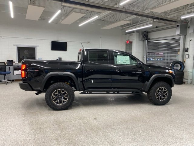 2026 Chevrolet Colorado ZR2 photo 3