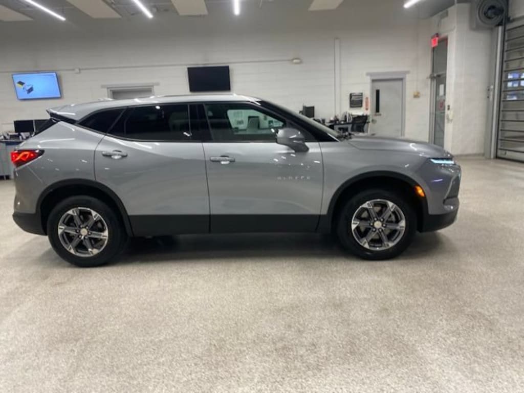 Used 2025 Chevrolet Blazer 2LT SUV