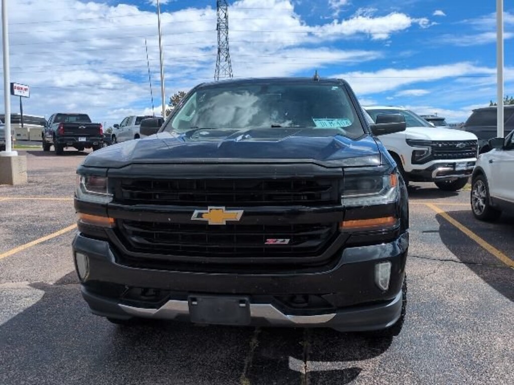 Used 2017 Chevrolet Silverado 1500 LT Truck Crew Cab