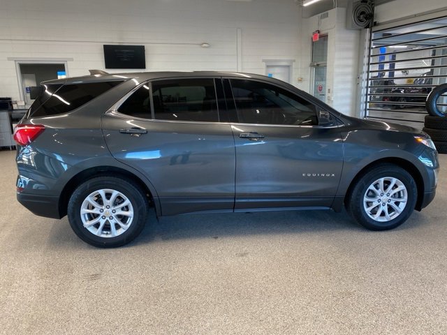 2019 Chevrolet Equinox photo 3