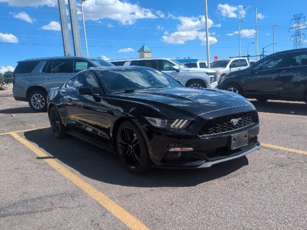 Used 2016 Ford Mustang V6 Coupe