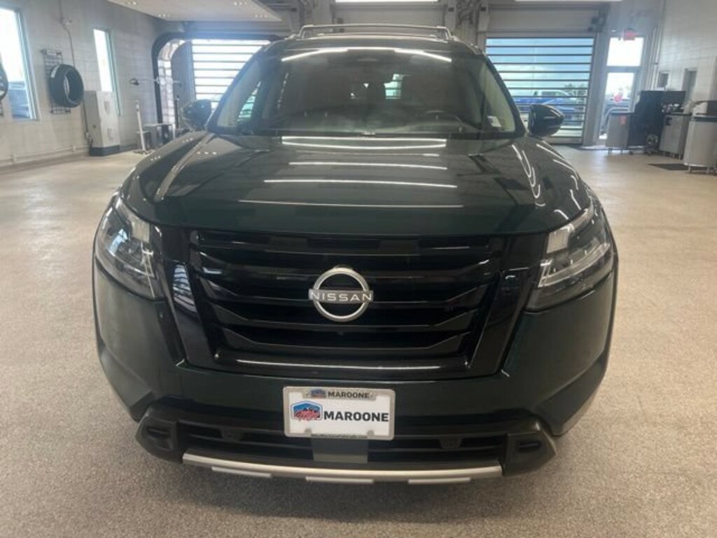 Used 2023 Nissan Pathfinder Platinum SUV