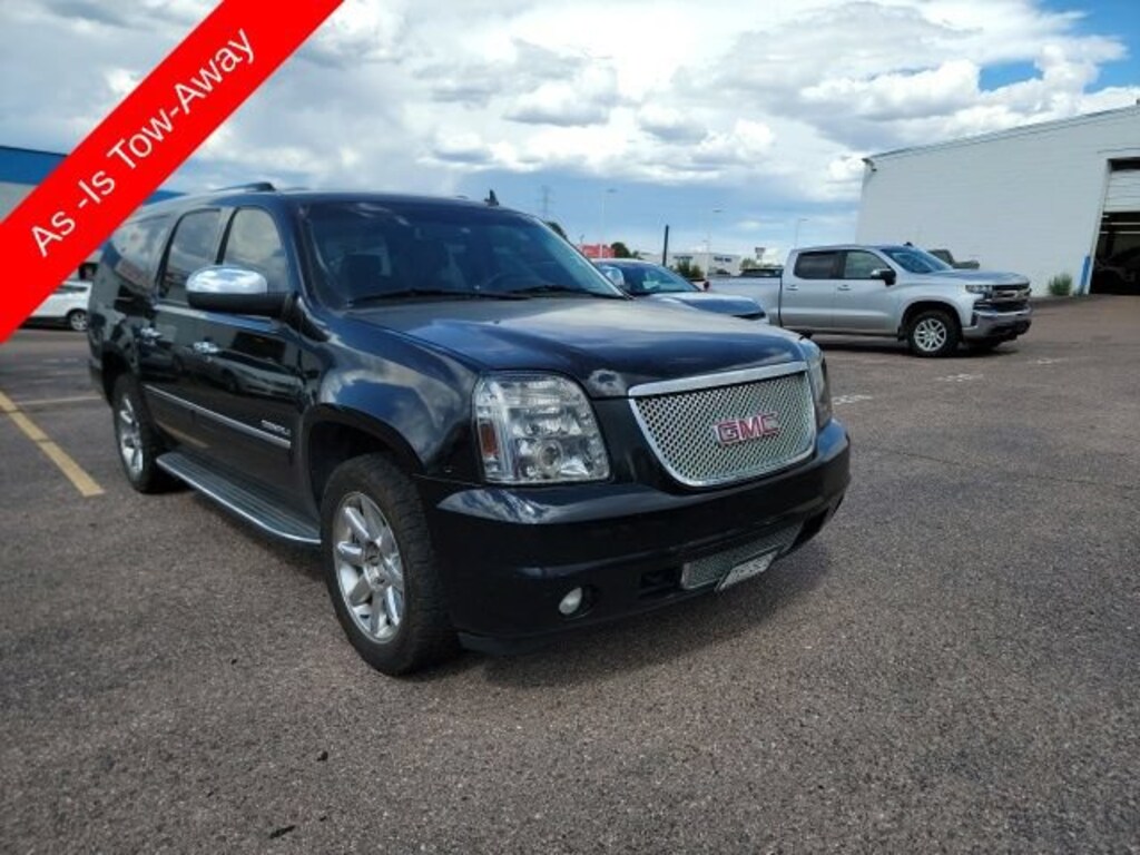 Used 2010 GMC Yukon XL 1500 Denali SUV