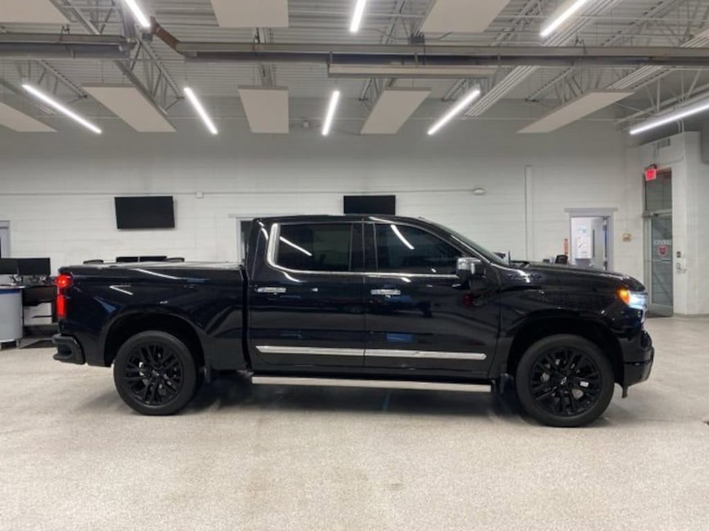 Certified 2023 Chevrolet Silverado 1500 High Country Truck Crew Cab