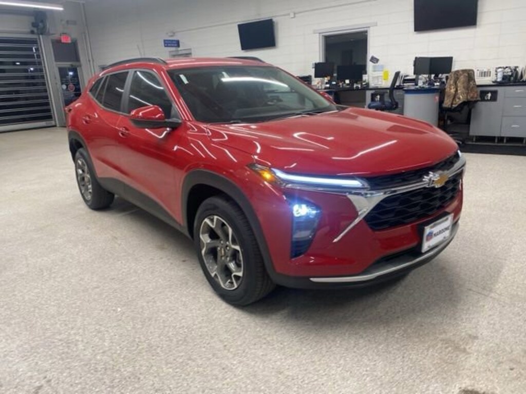 New 2026 Chevrolet Trax LT SUV