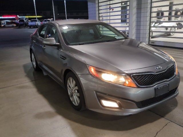 2015 Kia Optima EX photo 3
