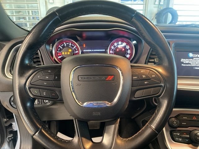 2022 Dodge Challenger SXT - Photo 11