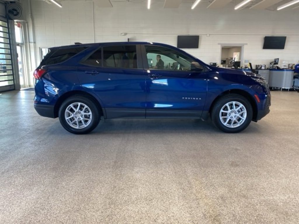 Used 2023 Chevrolet Equinox LS w/1FL SUV