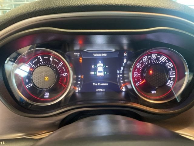2022 Dodge Challenger SXT - Photo 14