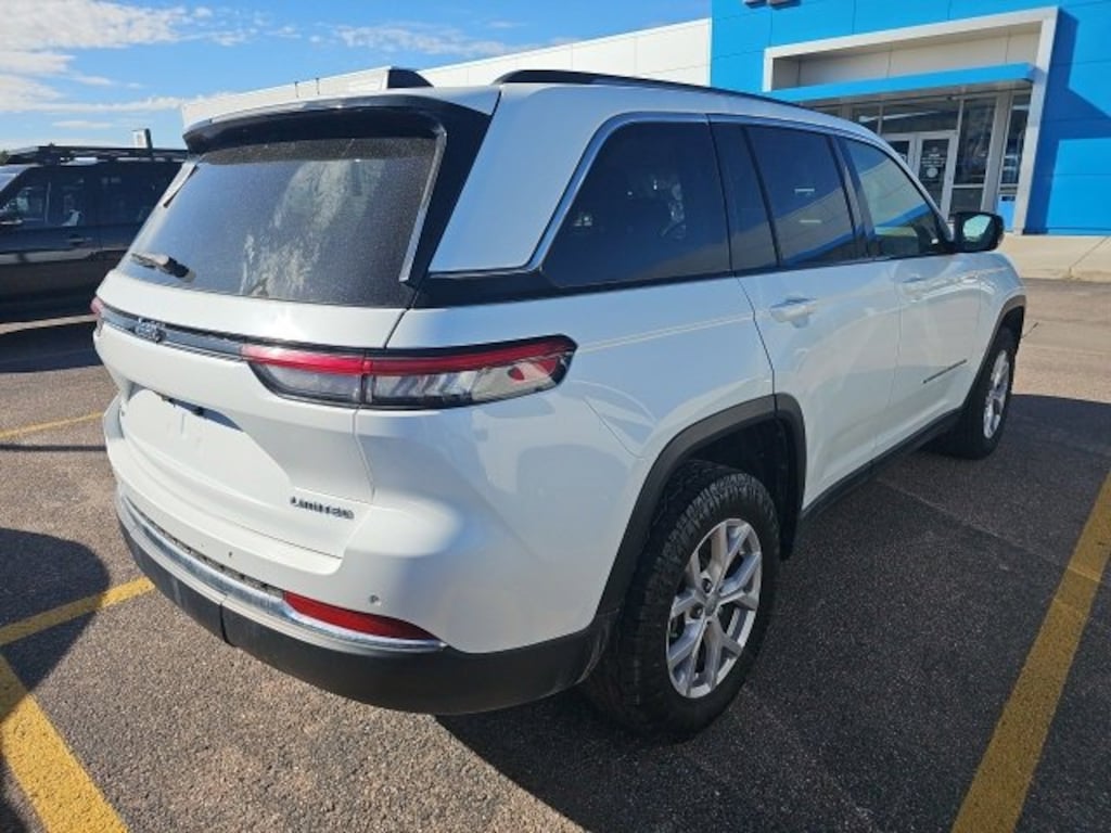 Used 2022 Jeep Grand Cherokee Limited SUV