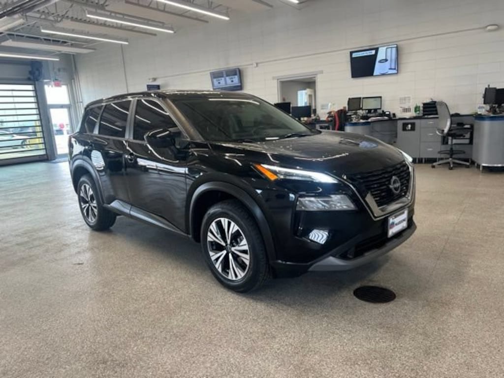Used 2023 Nissan Rogue SV SUV