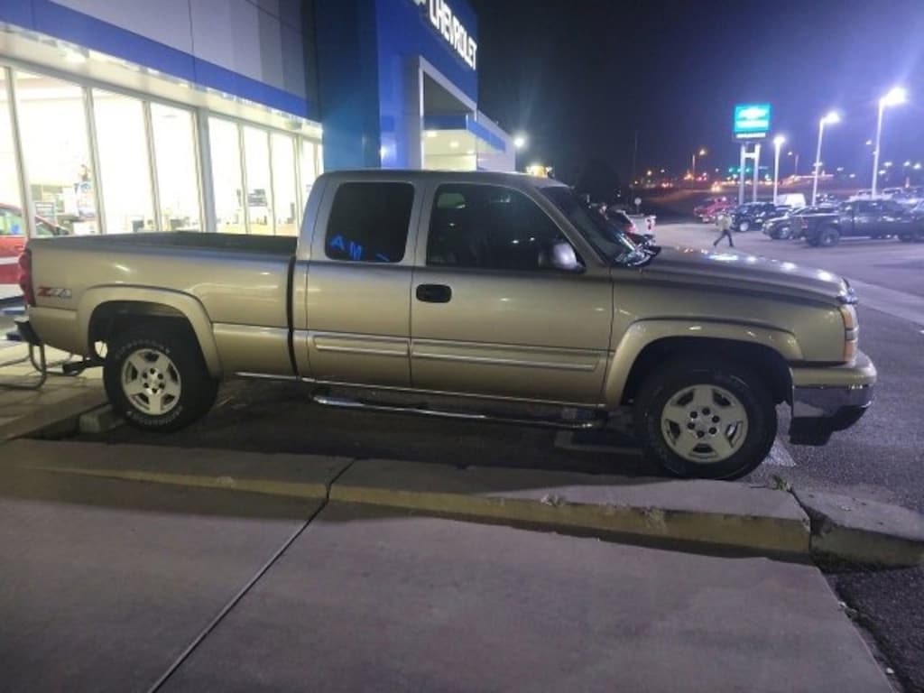 Used 2006 Chevrolet Silverado 1500 Truck Extended Cab