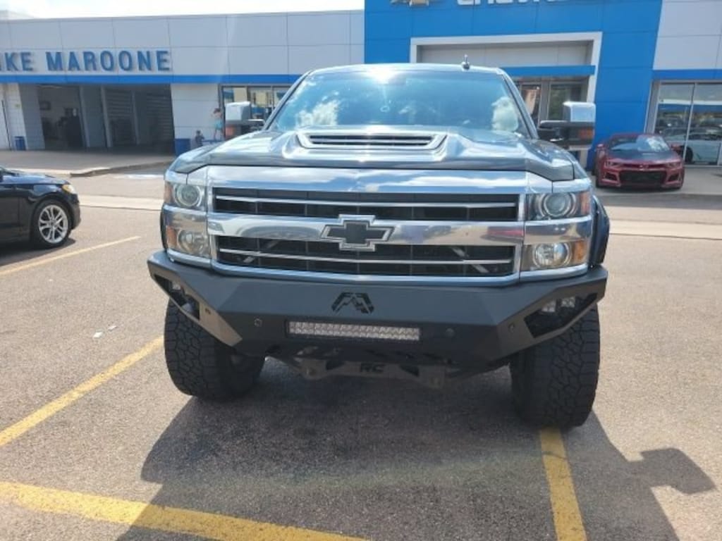 Used 2018 Chevrolet Silverado 2500HD High Country Truck Crew Cab