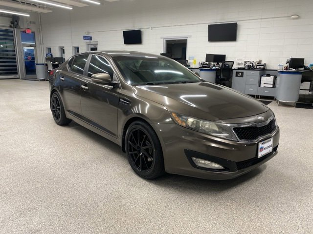 2013 Kia Optima LX photo 2
