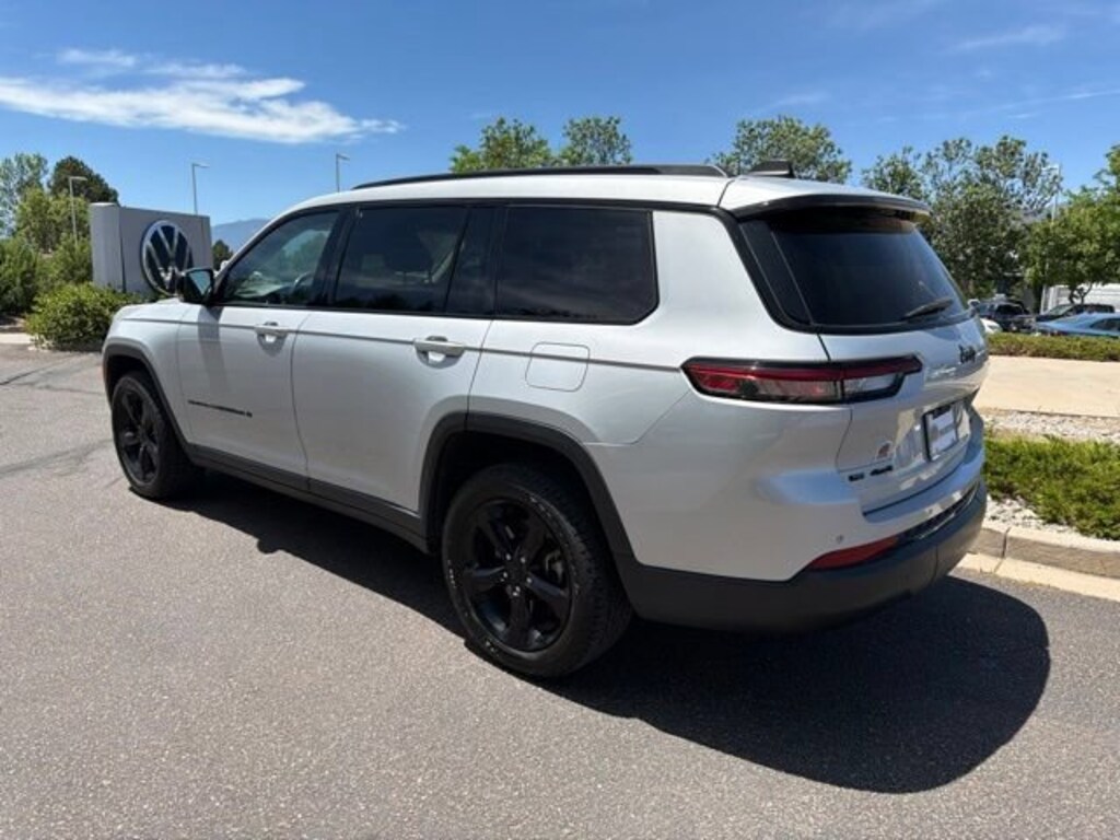Used 2022 Jeep New Grand Cherokee Limited SUV