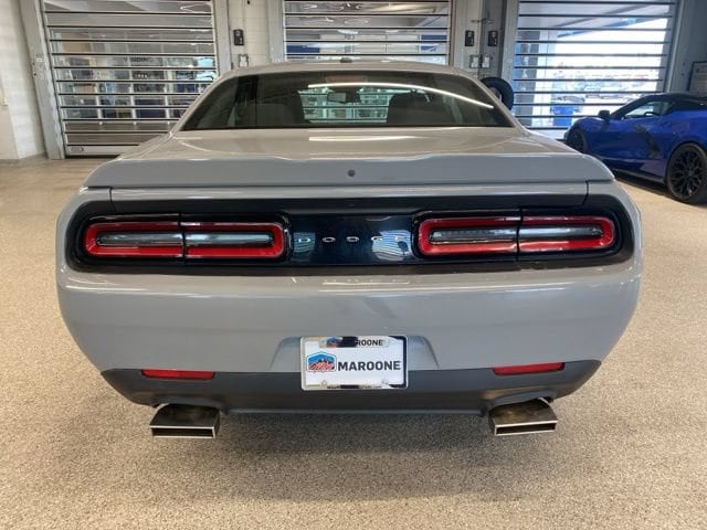 2022 Dodge Challenger SXT - Photo 5