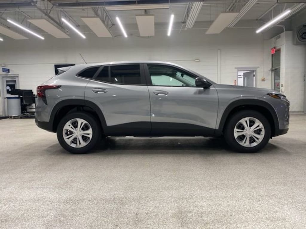 New 2026 Chevrolet Trax LS SUV