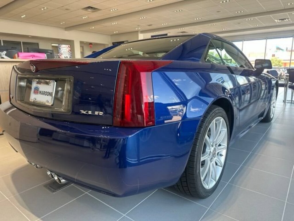 Used 2007 CADILLAC XLR-V Base Convertible