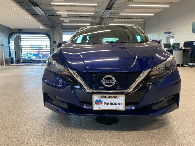 2022 Nissan Leaf S photo 2