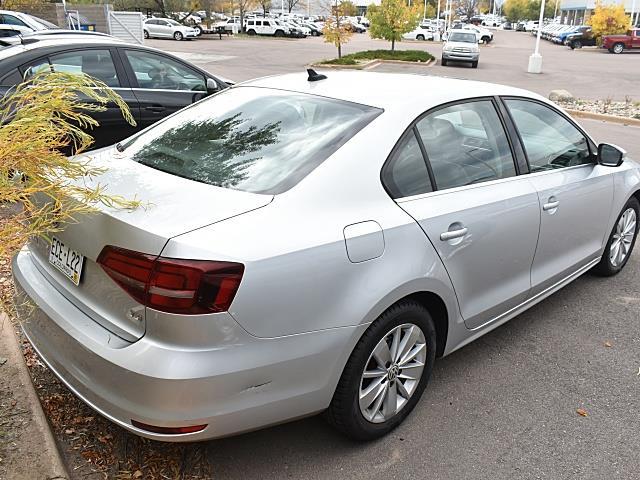 2016 Volkswagen Jetta 1.4T SE photo 3