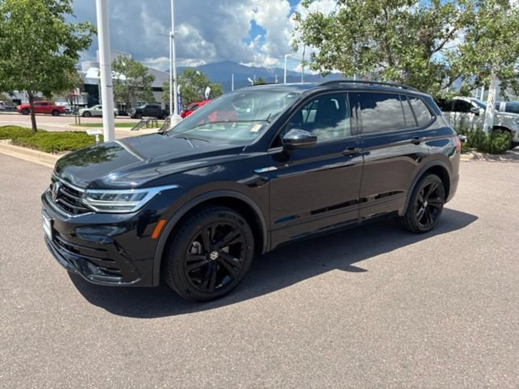 Used 2023 Volkswagen Tiguan 2.0T SE R-Line Black SUV