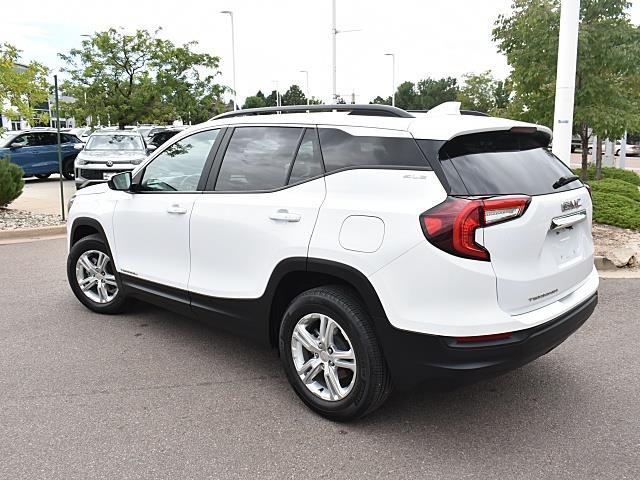 2022 Gmc Terrain SLE photo 2