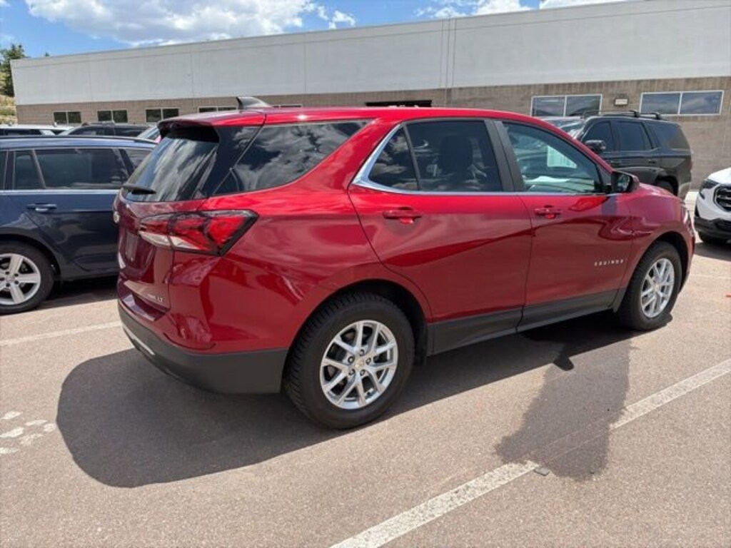 Used 2024 Chevrolet Equinox LT w/1LT SUV