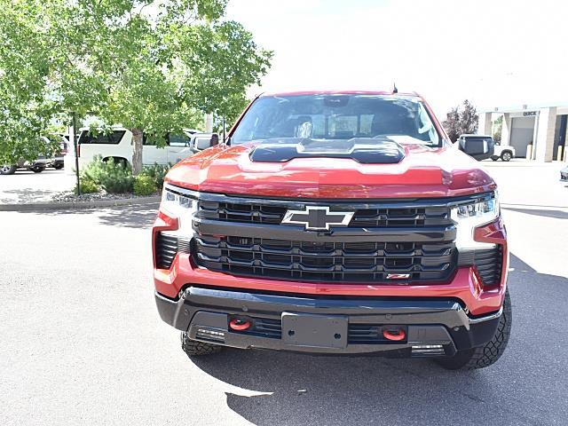 2024 Chevrolet Silverado 1500 LT Trail Boss photo 2