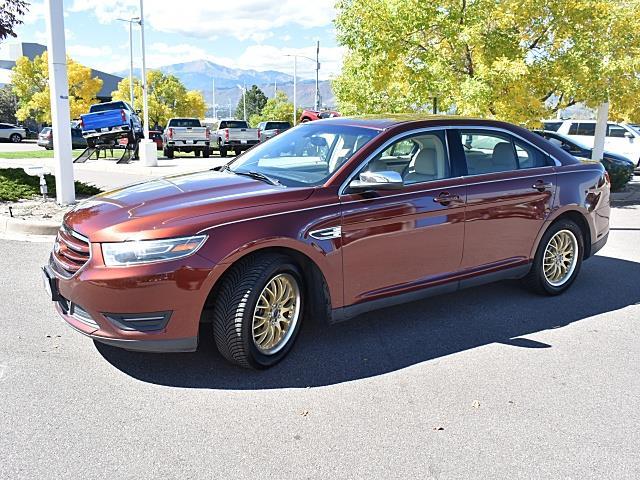 2015 Ford Taurus Limited photo 3