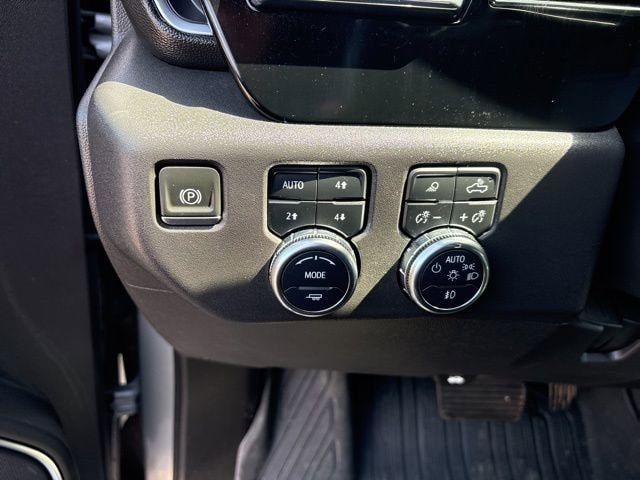 2024 GMC Sierra 1500 SLT - Photo 24