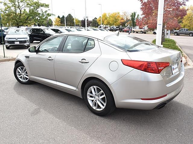 2012 Kia Optima LX photo 4