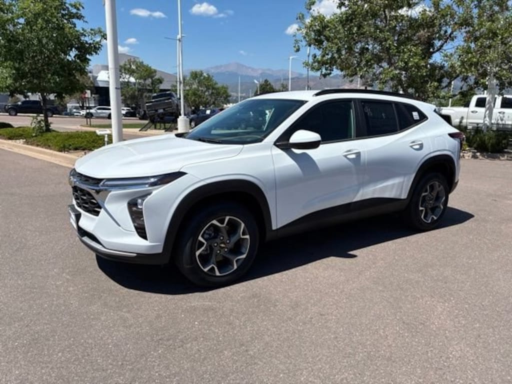 New 2026 Chevrolet Trax LT SUV